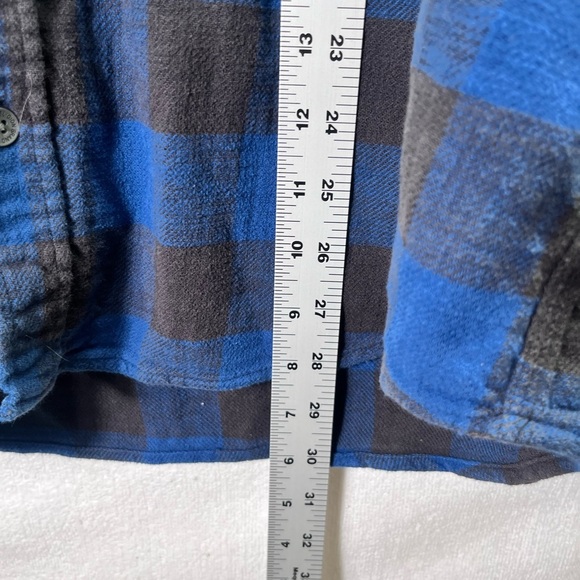 True Religion Blue Plaid Flannel Shirt Mens XL 100% Cotton Outdoors Manly 2102 - Picture 6 of 8